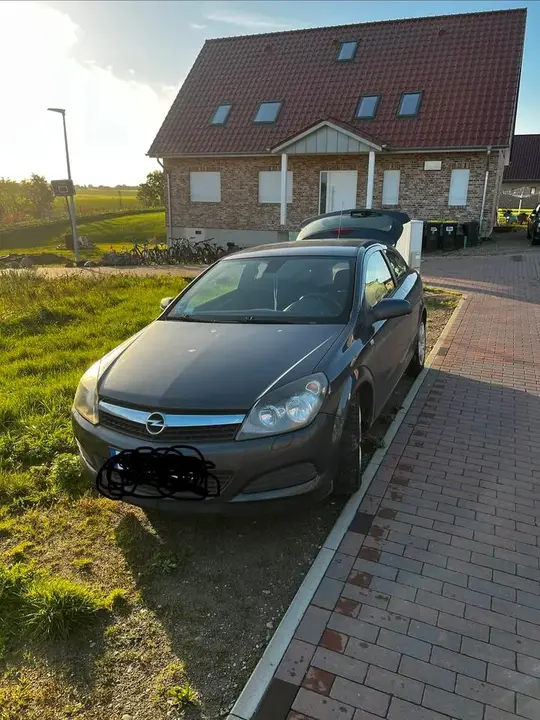 Opel Astra Gtc