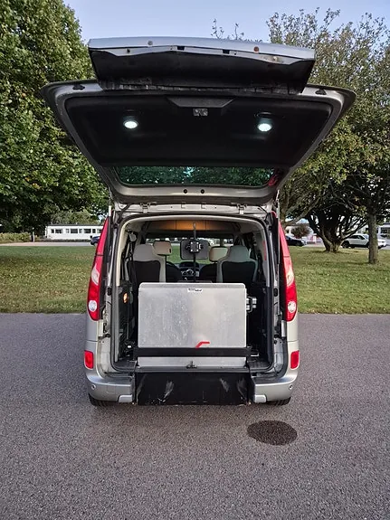 Renault Kangoo Express 2011 photo 4