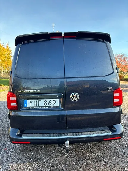 Volkswagen Transporter 2017 photo 2