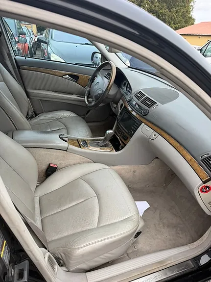 Mercedes-Benz E280 2005 photo 3