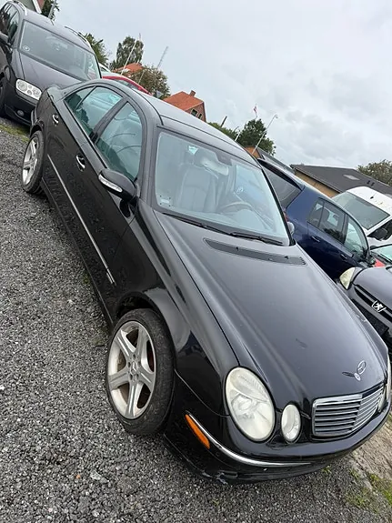 Mercedes-Benz E280 2005 photo 2