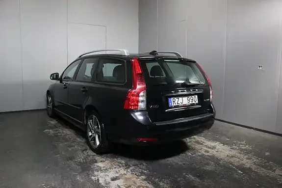 Volvo V50 2012 photo 3