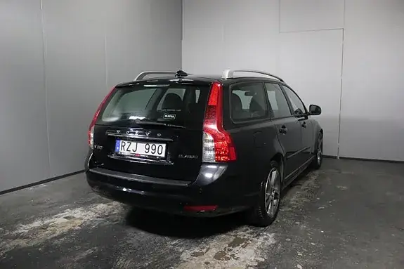 Volvo V50 2012 photo 4