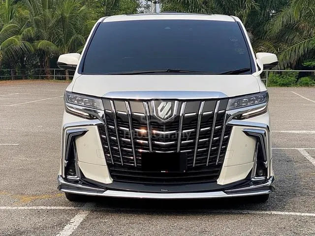 Hyundai Alphard