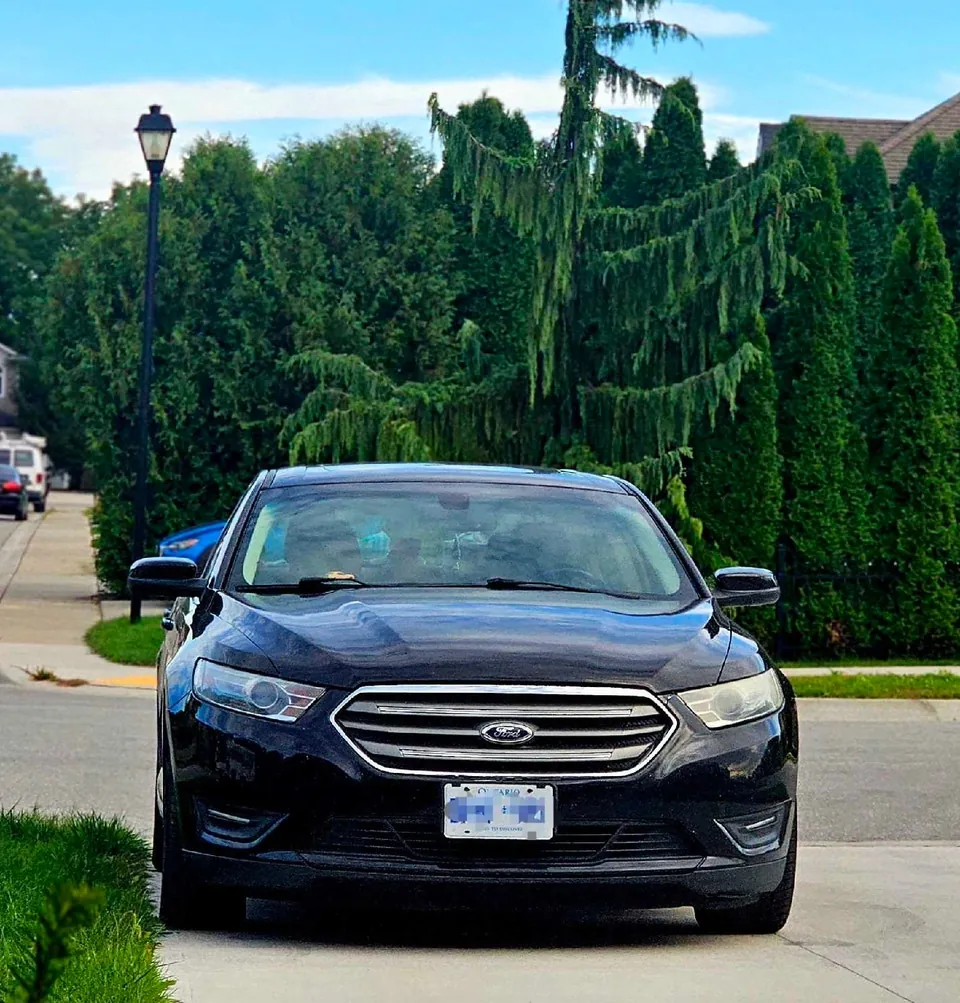 Ford Taurus