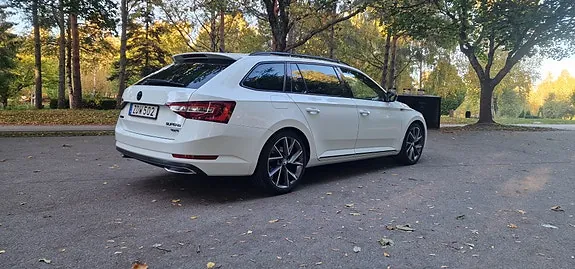 Skoda Superb 2018 photo 3
