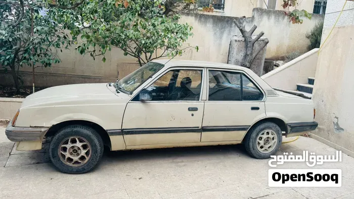 Skoda 2008 2008 photo 5