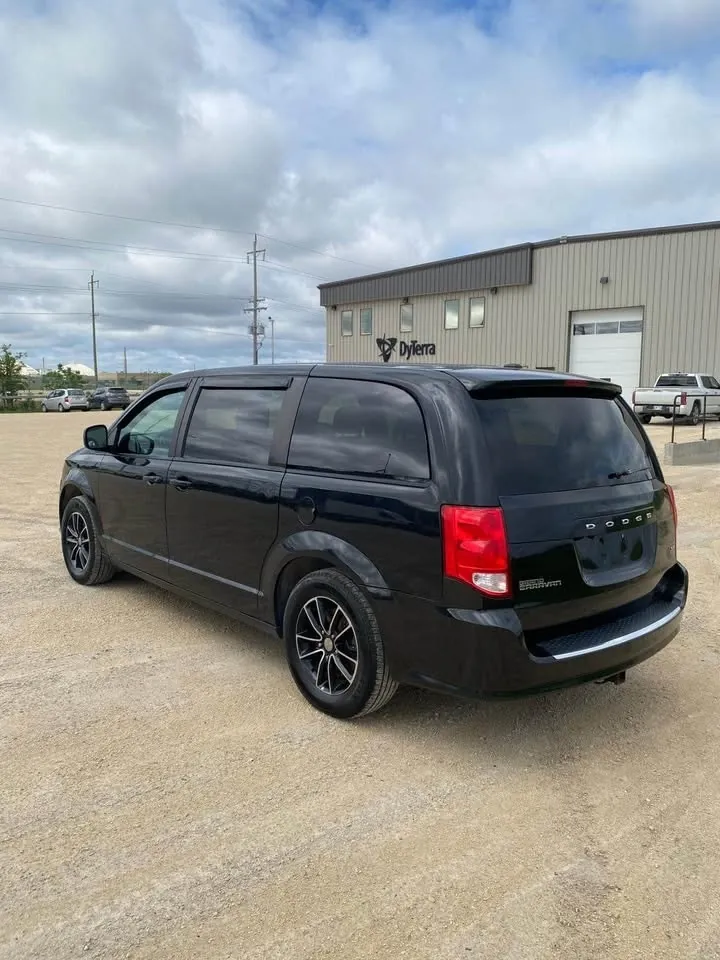 Dodge Grand Caravan 2018 photo 5