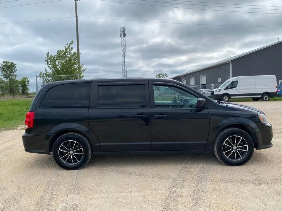 Dodge Grand Caravan 2018 photo 4