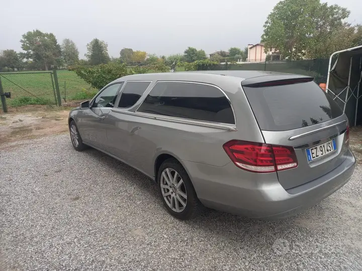 Mercedes-Benz E250 2015 photo 3