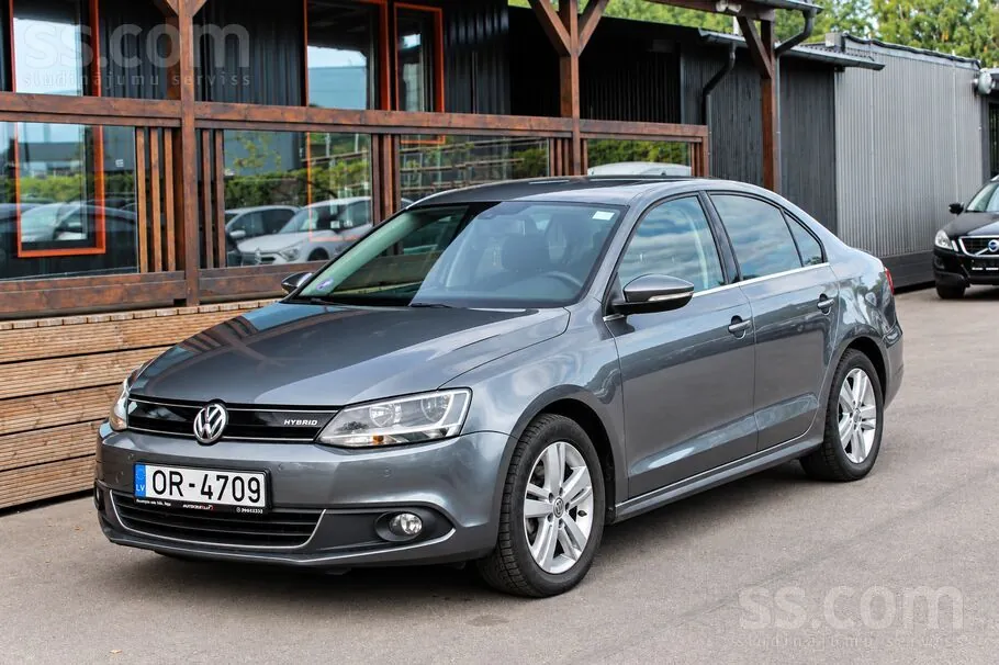 Volkswagen Jetta 2013 photo 2