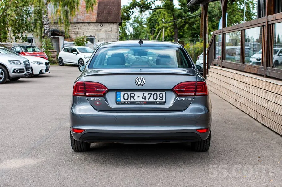 Volkswagen Jetta 2013 photo 3
