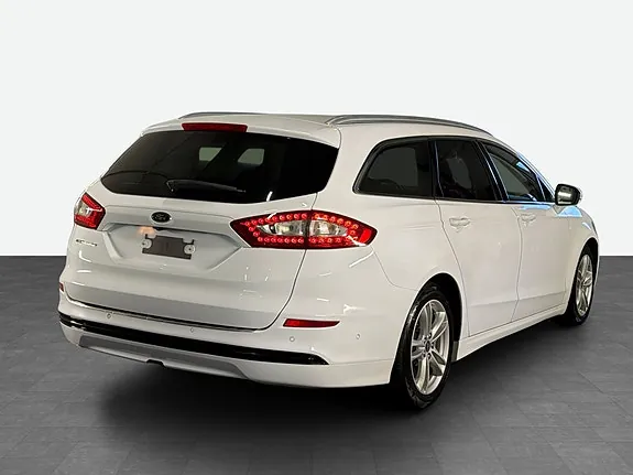 Ford Mondeo 2017 photo 2