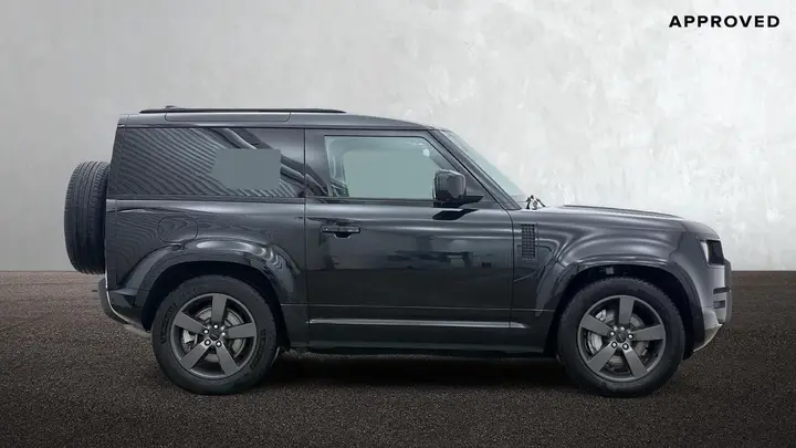Land Rover Defender 90 2026 photo 5