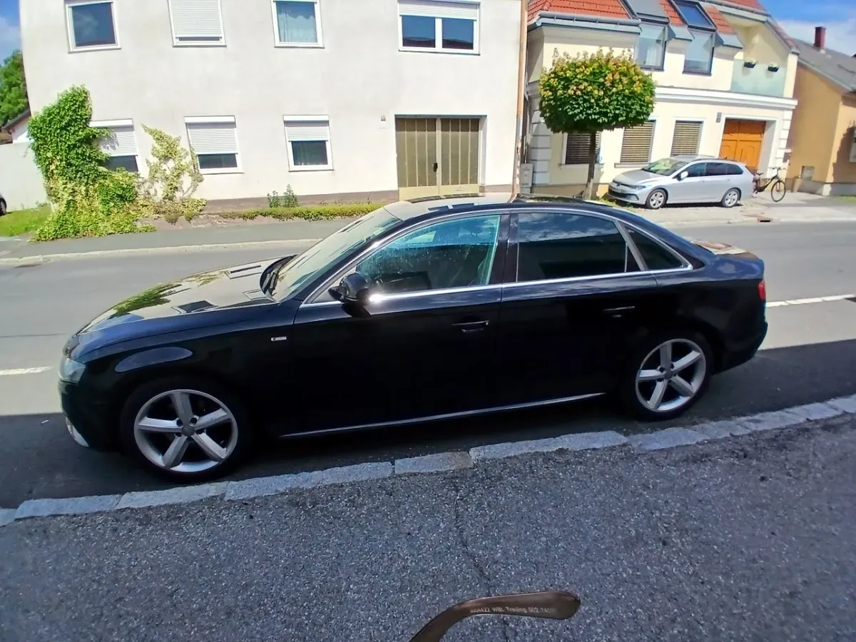 Audi A4 2009 photo 3