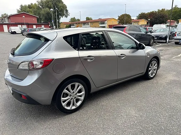 Mazda 3 2010 photo 4