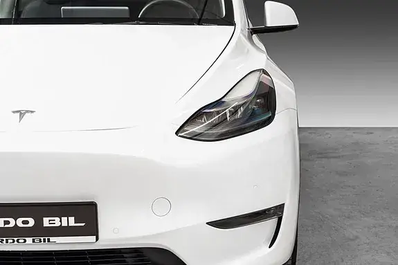 Tesla Model Y 2021 photo 4