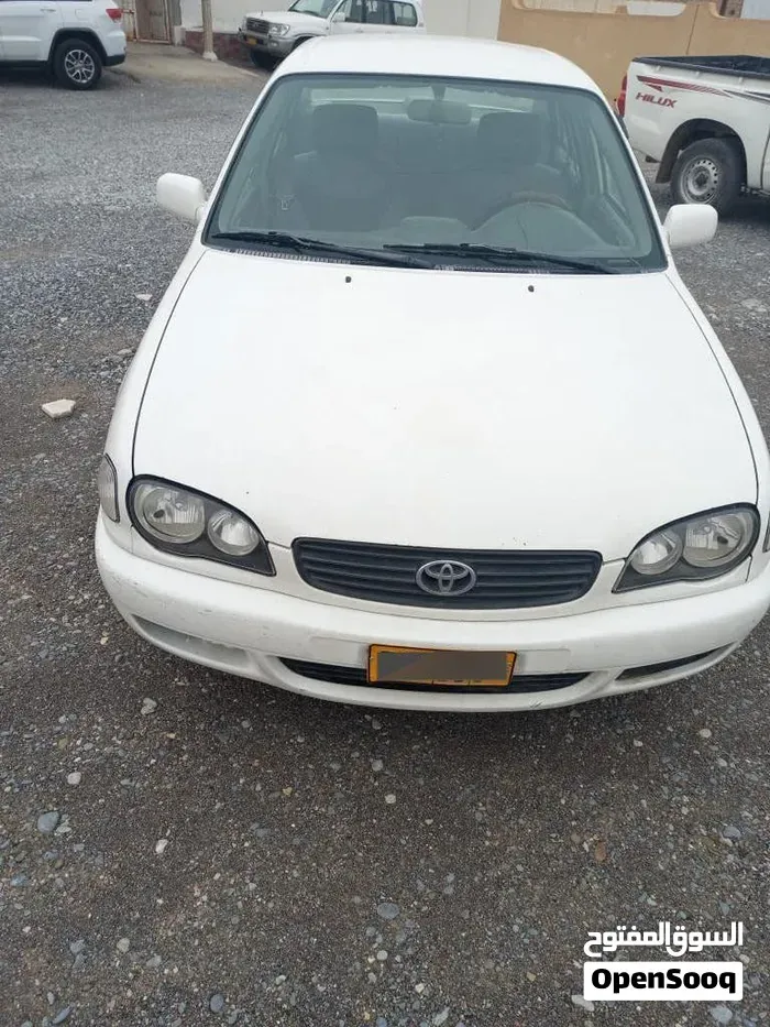 Toyota Corolla 2000 photo 2