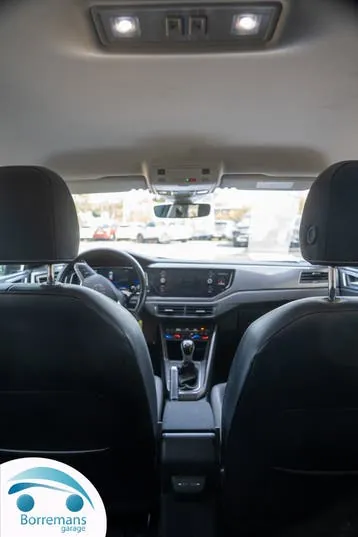Volkswagen Polo 2023 photo 2