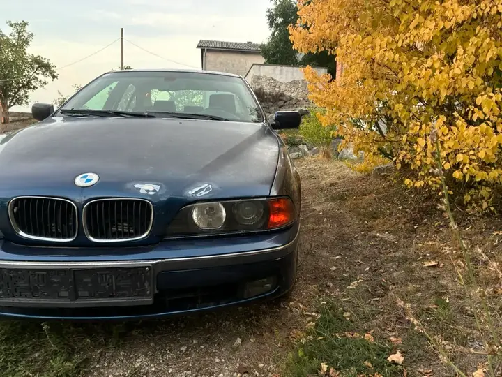 BMW 6 Series 2000 photo 2