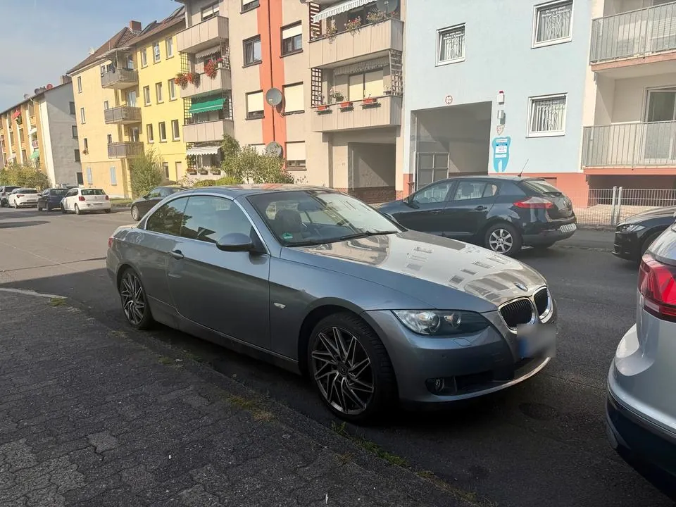 BMW E93