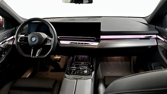 BMW 530E 2026 photo 4