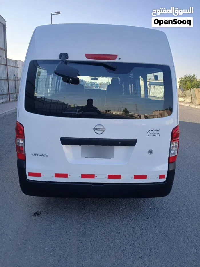 Nissan Urvan 2023 photo 4
