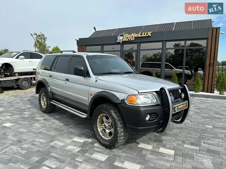 Mitsubishi Pajero Sport