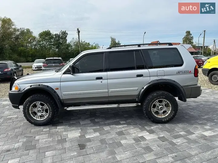 Mitsubishi Pajero Sport 2003 photo 4