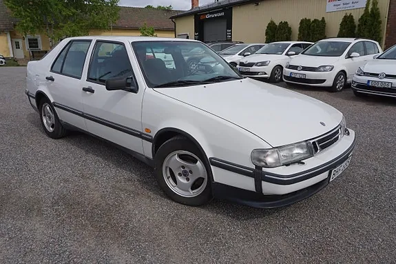 Saab 9000
