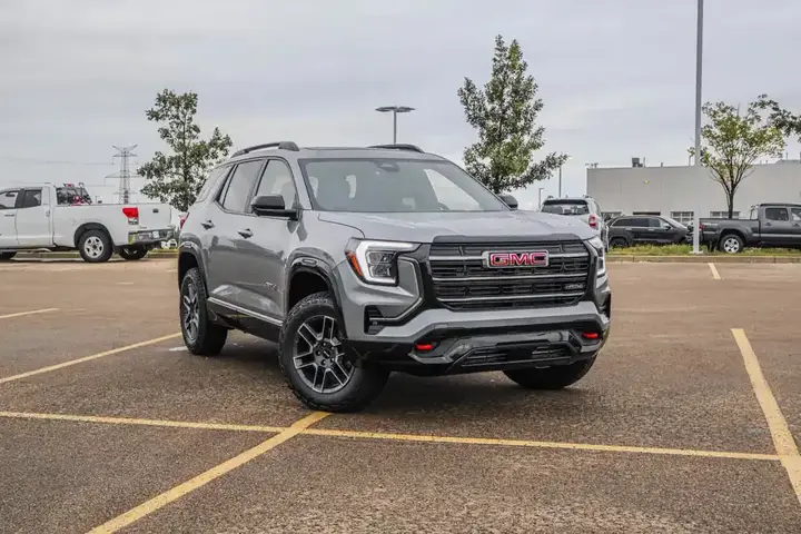 GMC Terrain 2027 photo 2