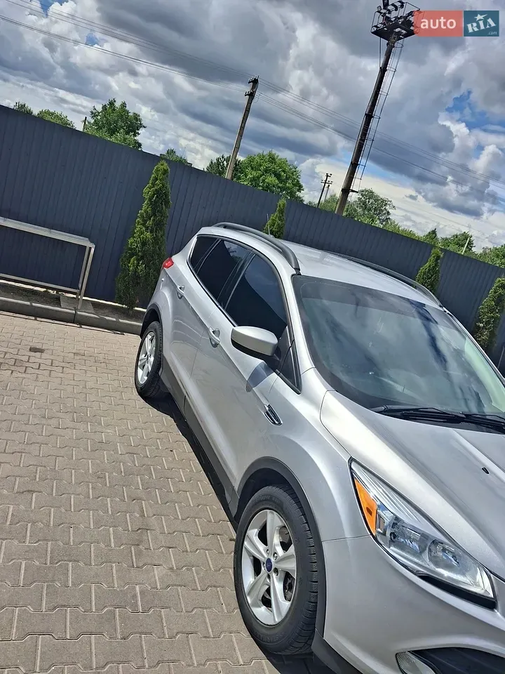 Ford Escape 2014 photo 3
