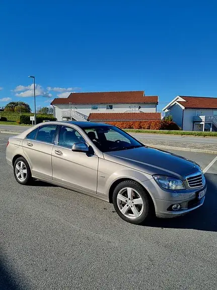 Mercedes-Benz C220 2007 photo 3