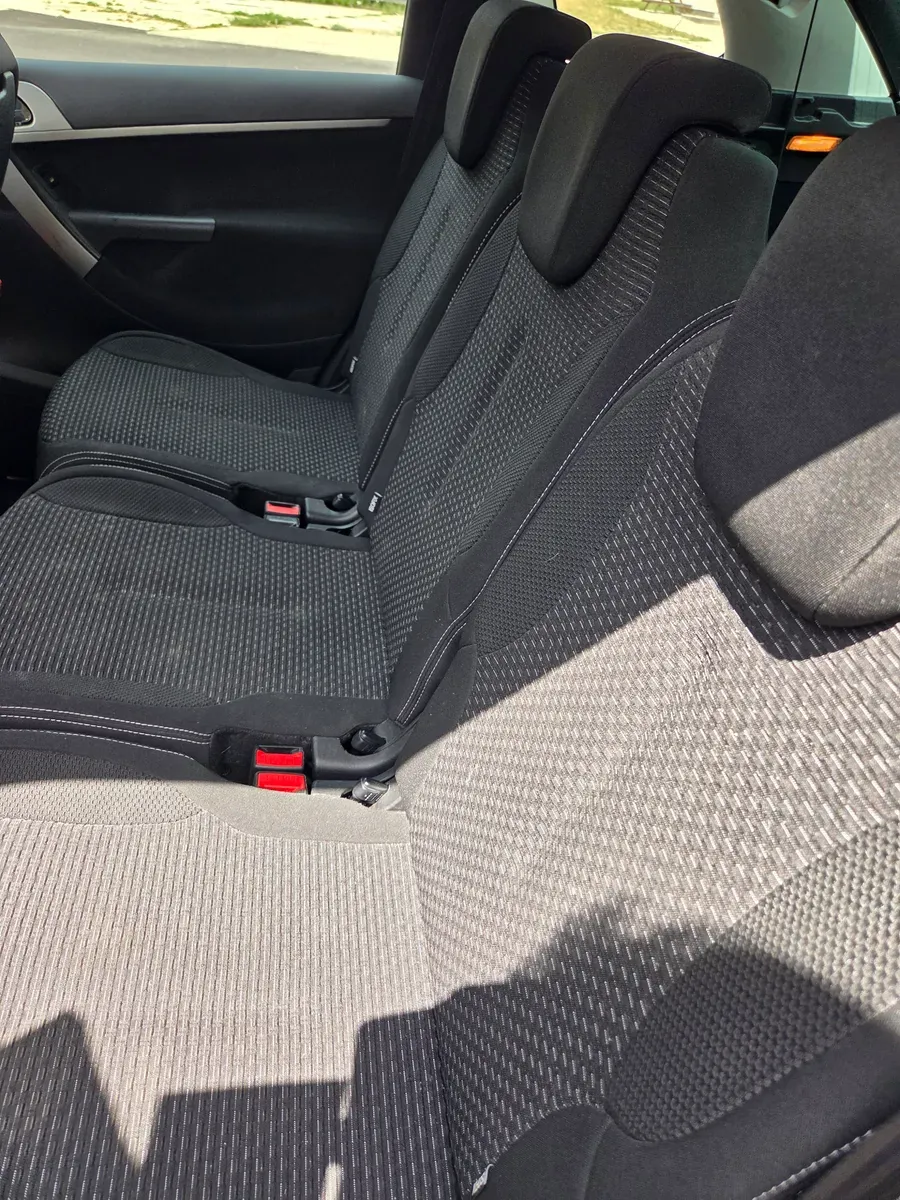 Citroen C4 Picasso 2011 photo 3