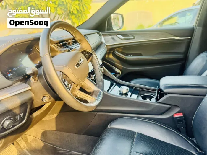 Jeep Grand Cherokee 2022 photo 4