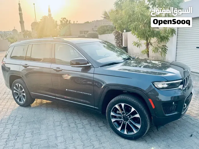 Jeep Grand Cherokee 2022 photo 2