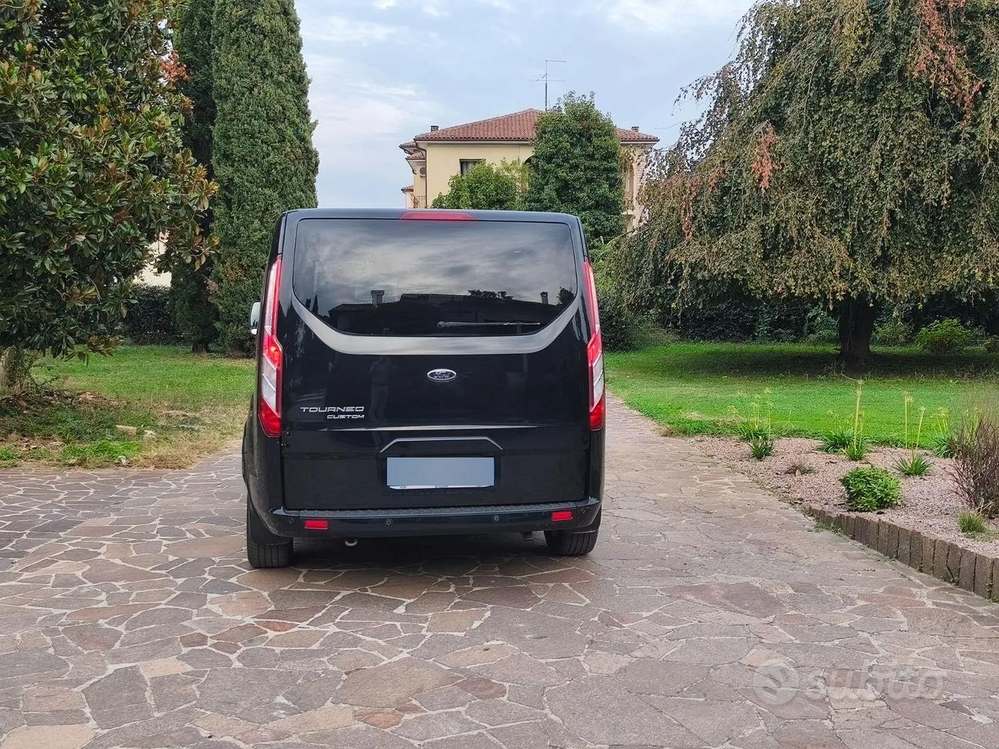 Ford Tourneo Custom 2019 photo 3