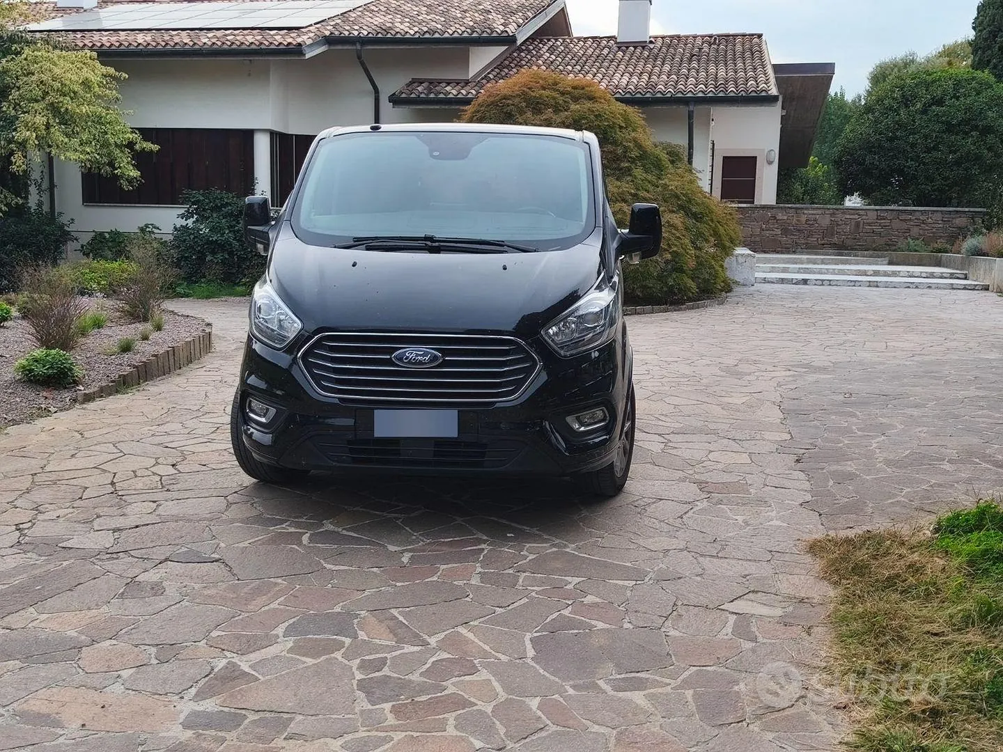 Ford Tourneo Custom 2019 photo 2