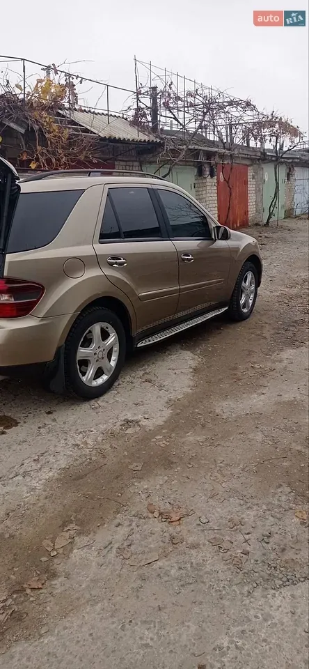 Mercedes-Benz M-Class