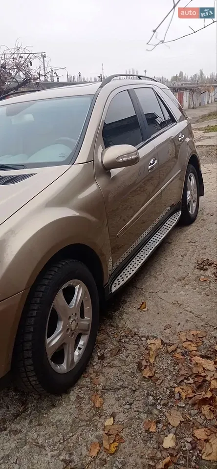 Mercedes-Benz M-Class 2008 photo 4