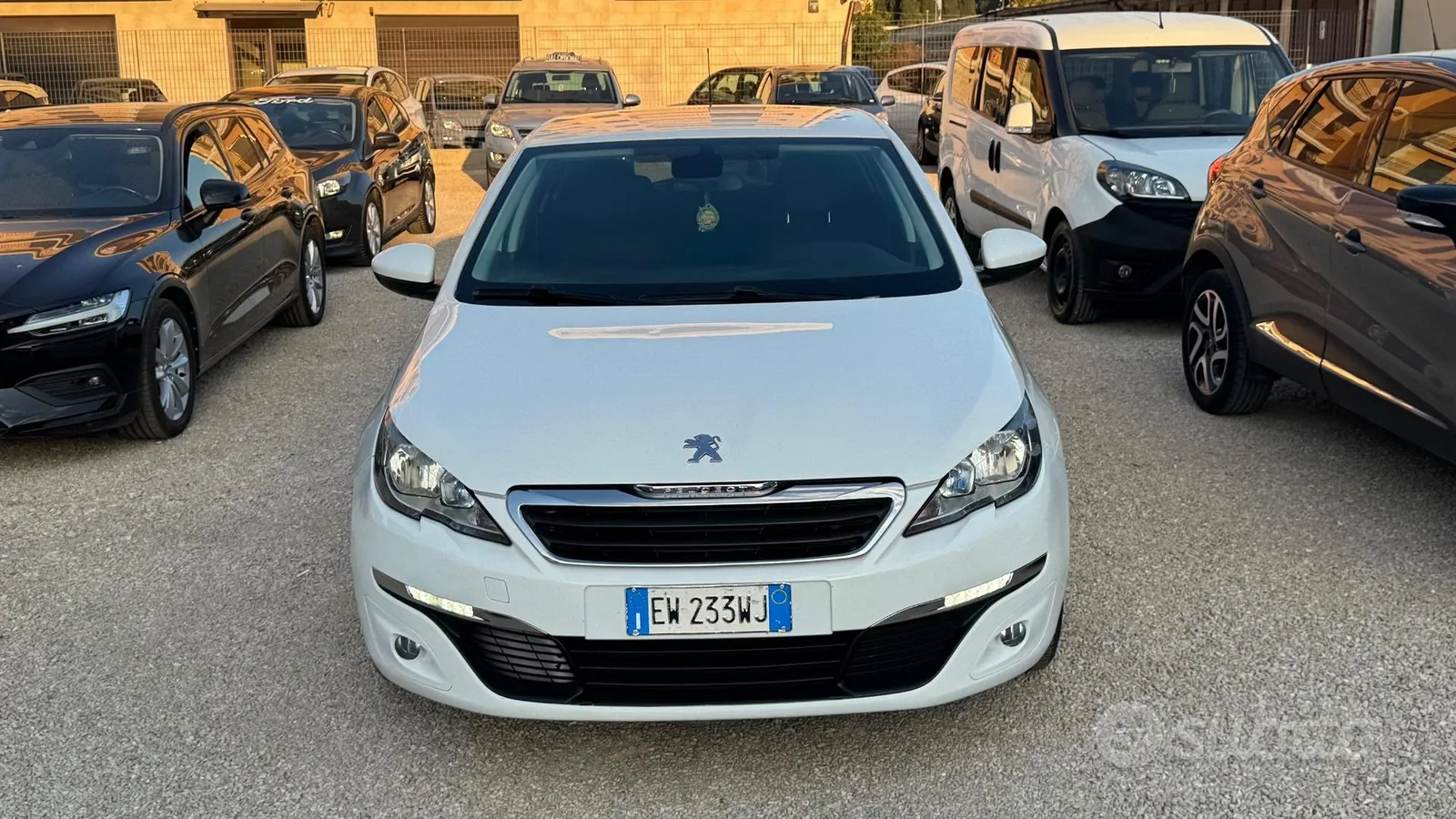 Peugeot 308 2014 photo 3