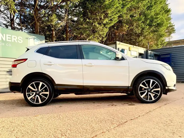 Nissan Qashqai 2016 photo 4
