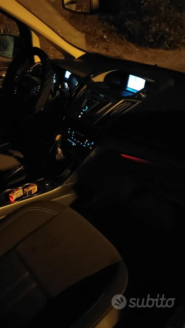Ford C-Max 2015 photo 3