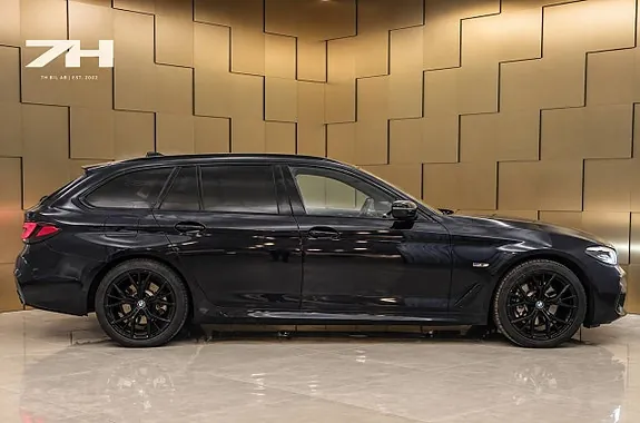 BMW 530E 2023 photo 2