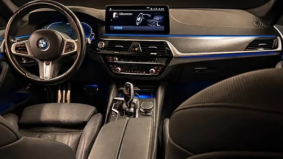 BMW 530E 2023 photo 3