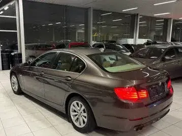 BMW 520D 2011 photo 3