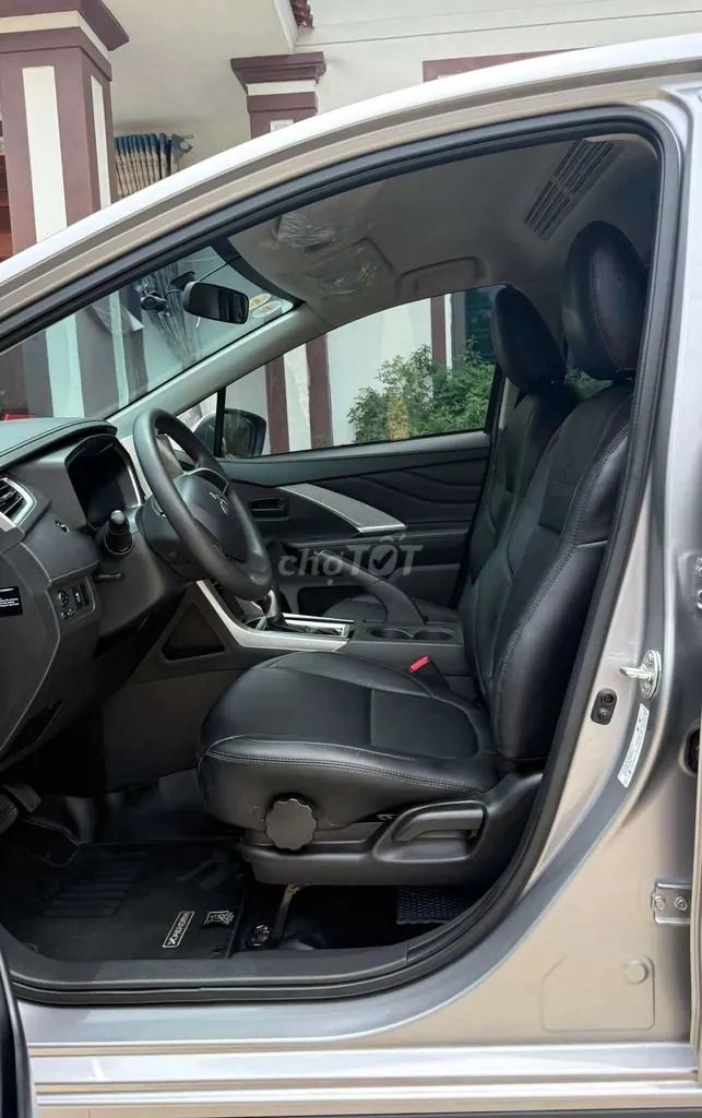 Mitsubishi Xpander 2023 photo 4