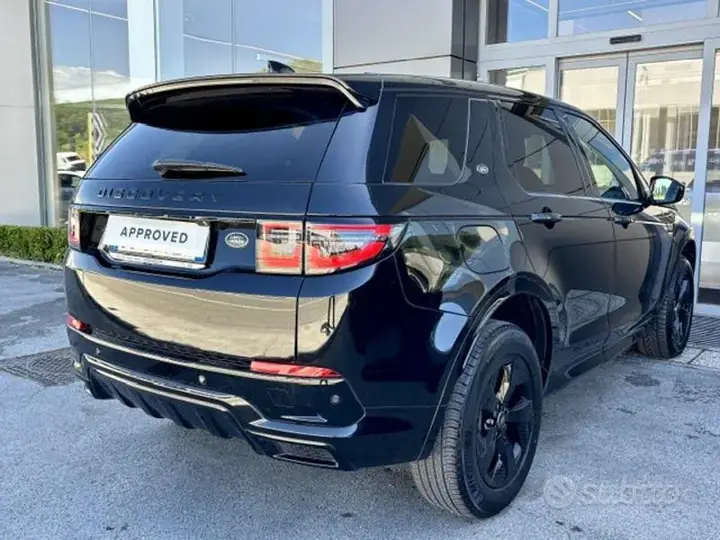 Land Rover Discovery Sport 2022 photo 2