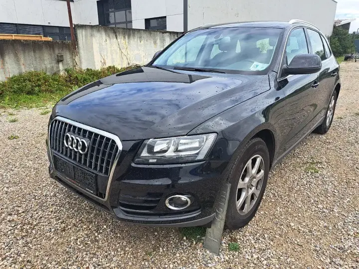 Audi Q5 2012 photo 2