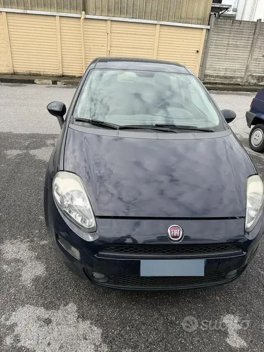 Fiat Punto 2013 photo 2